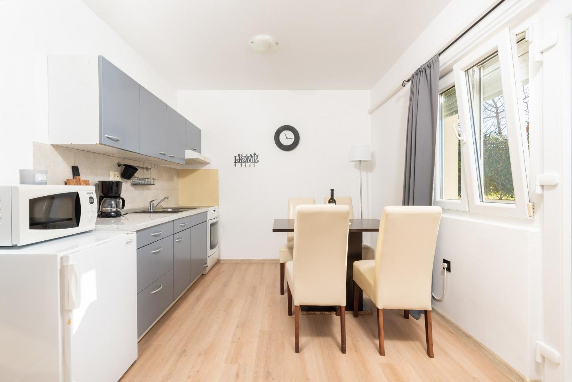 Apartments Dobrec Fuskulin Ngoại thất bức ảnh